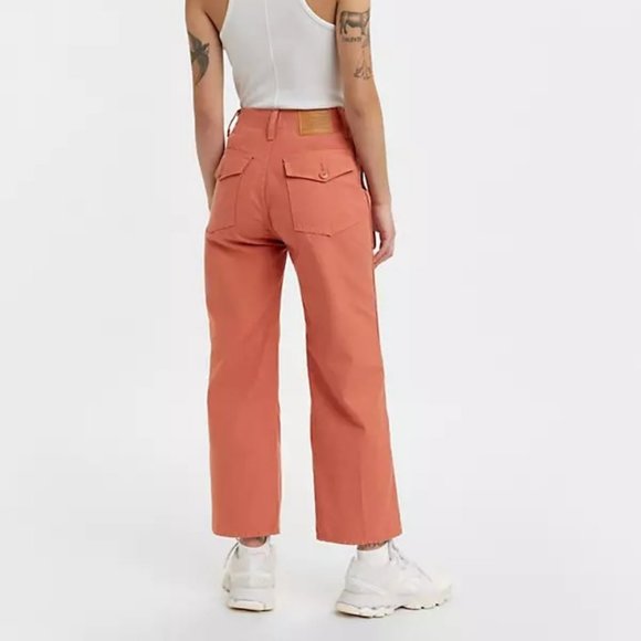 NWT Levi's Ribcage Straight Utility Jeans - Picture 3 of 5